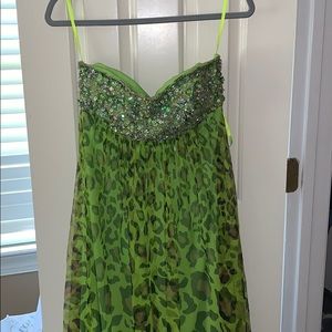Super pretty cocktail dress